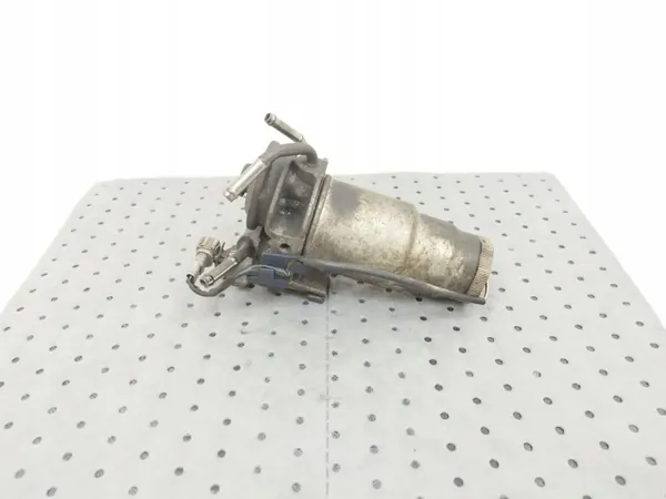 Toyota Kraftstofffiltergehäuse OEM 2330033060 - Gebraucht image 2