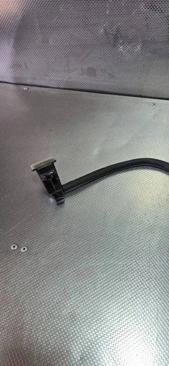 Volvo XC60 II 2021 Lämmitysletku OEM 31393389 image 3