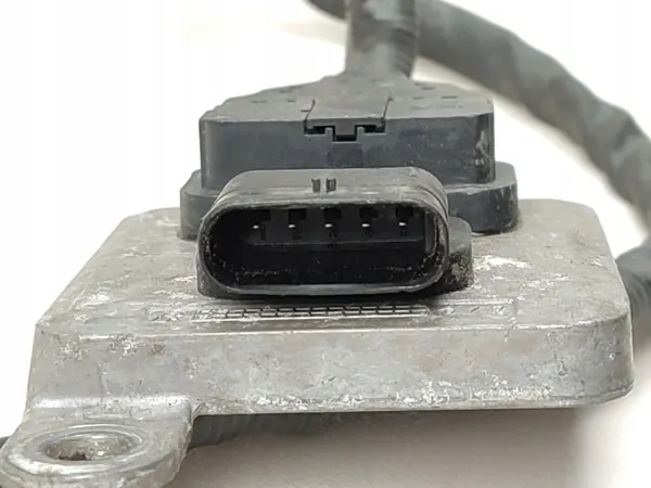 NOx-Sensor für VW Crafter 2.0 TDI 2006– image 4