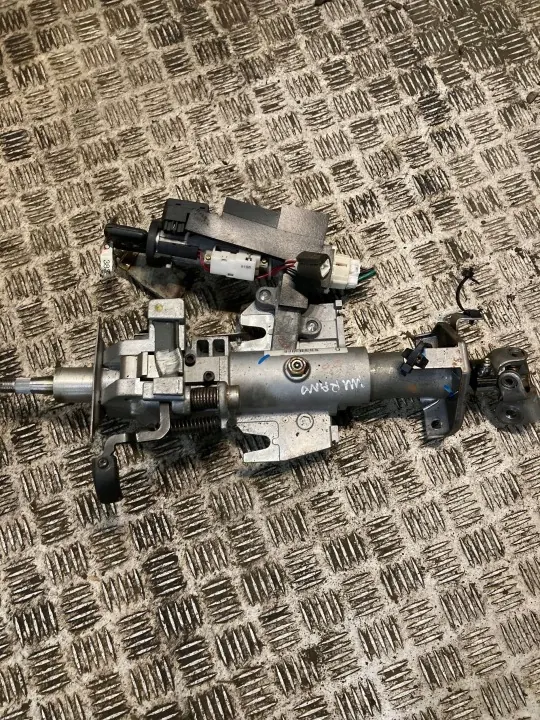 Peça direção Nissan OE Q6X04 - Usado image 3