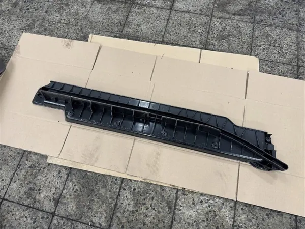 OEM 7C0863726A Schiebetürstufe Rechts Kunststoff VW Crafter image 3