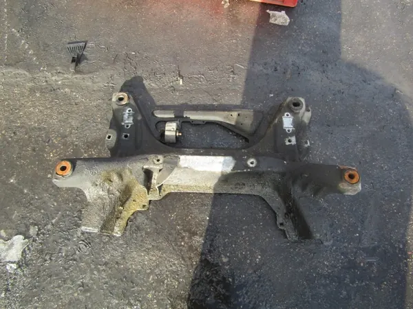 Citroen C5 I Framhjulsbalk OEM AK-6-90821 image 2