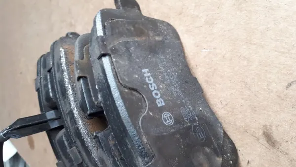 Remblokken achter OEM KLOCKI TYŁ BOSCH - Audi OE image 3