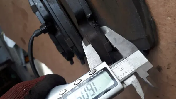 Remblokken achter OEM KLOCKI TYŁ BOSCH - Audi OE image 6