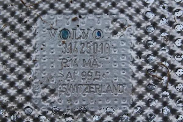 Volvo värmeskydd OEM 31425010 för V40 II image 6