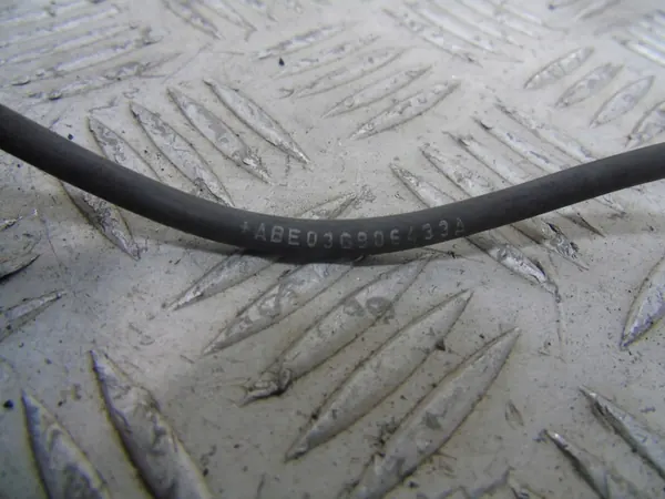 Sensor de posição do eixo de comando VW Passat B6 ABE03G906433A image 3