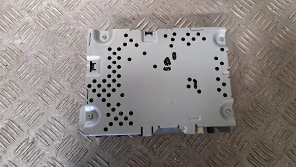 Radio Ford Puma MK2 OEM R1TT-18K938-HM Usado image 3