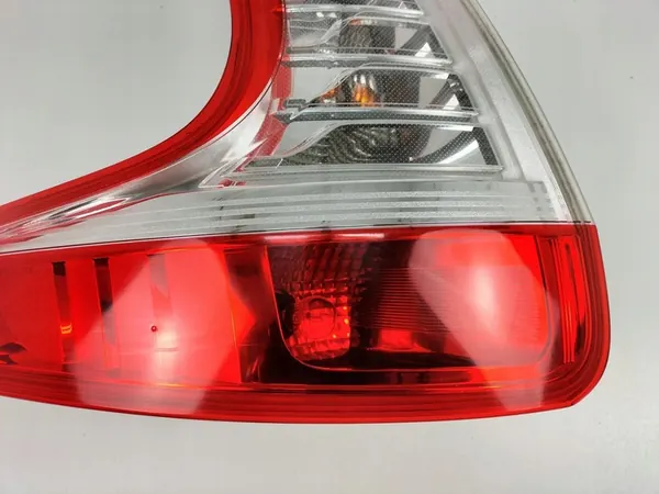 Lámpara trasera izquierda Renault Grand Scenic III image 4