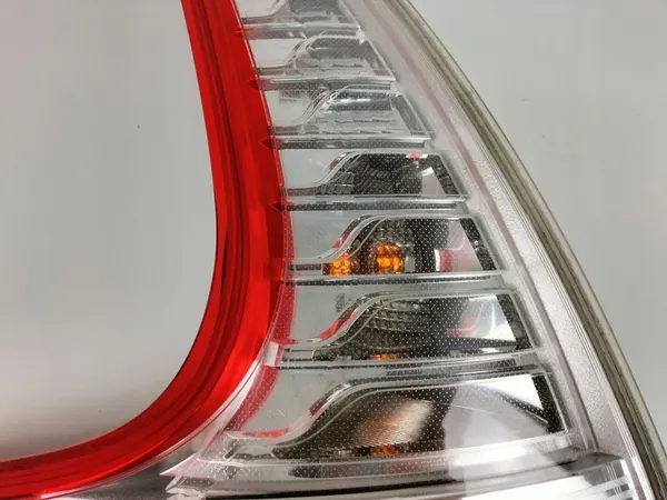 Lámpara trasera izquierda Renault Grand Scenic III image 5