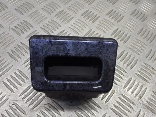 Cinzeiro Mitsubishi Galant VIII OEM MR216490 image 4