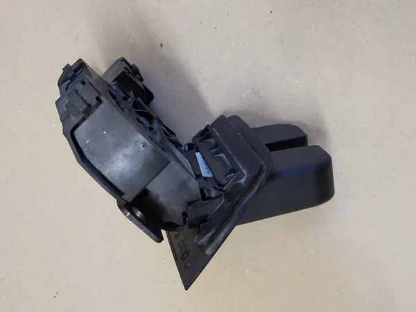 Audi A3 8P Baklucka Lås 8P4827505A OE image 9