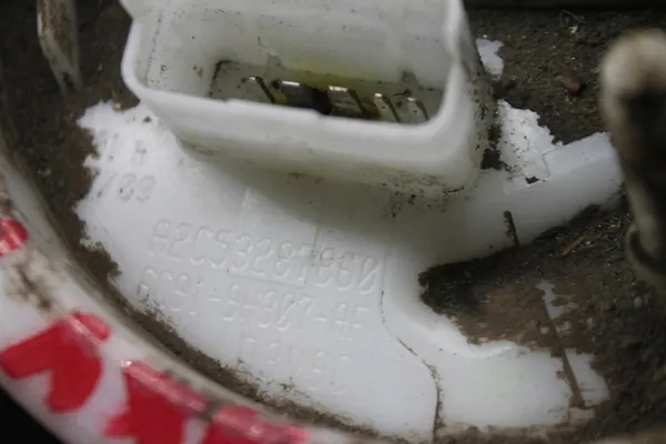 FORD S-MAX MK1 MONDEO MK4 BRANDSTOFPOMP 6G91-9H307-AF image 2