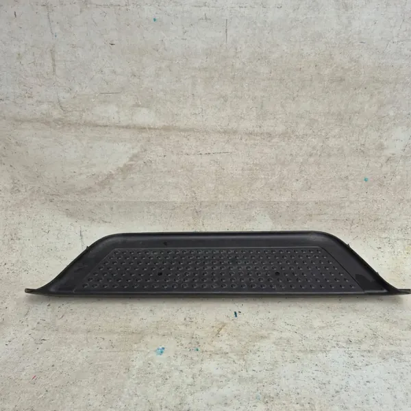 Escalón parachoques trasero VW Amarok 2H OEM 2H7807502 image 2