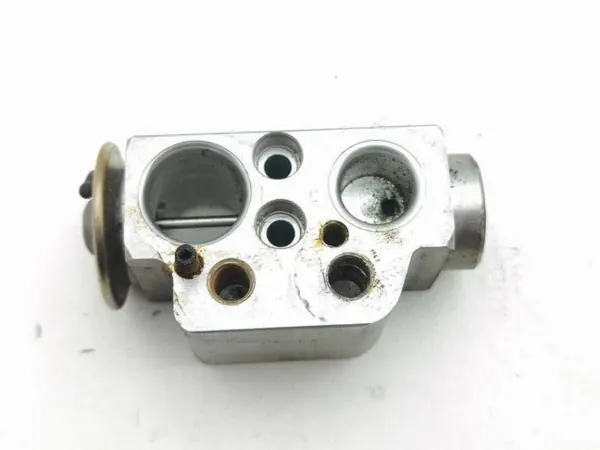 Audi OE 7L0820679B laajennusventtiili, ilmastointi image 4