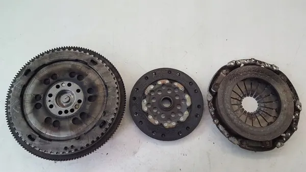 Volante bimassa Mercedes SLK 2.0B image 7