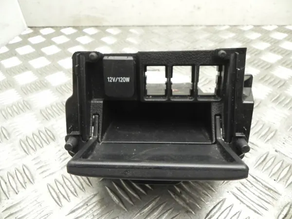 Cendrier Toyota OEM 55431-02020 pour Corolla Berline 2014 image 4