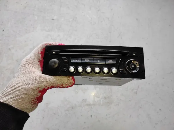 PEUGEOT OEM 98041626XT Radio-CD för Partner 2 II image 6