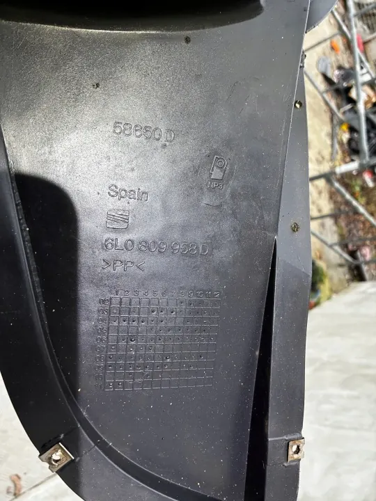 Voor rechter spatbord OEM H-ART CARS 59-230 voor SEAT image 5