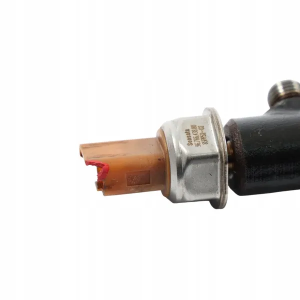 Polttoaineruiskuraide Ford Focus Mk3 OEM 1868664 1.5 TDCi image 4