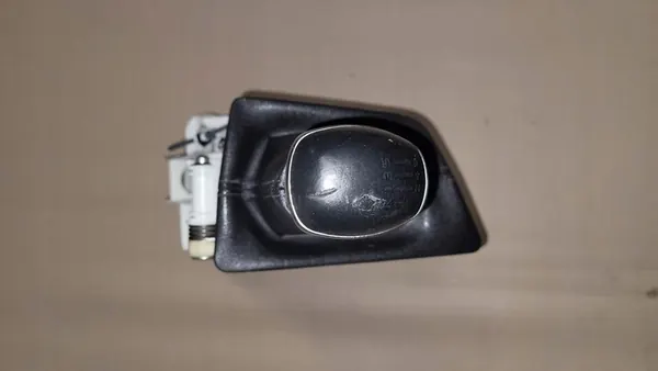 Sélecteur de vitesses Peugeot 3008 II 1.5 Blue HDI OEM image 2