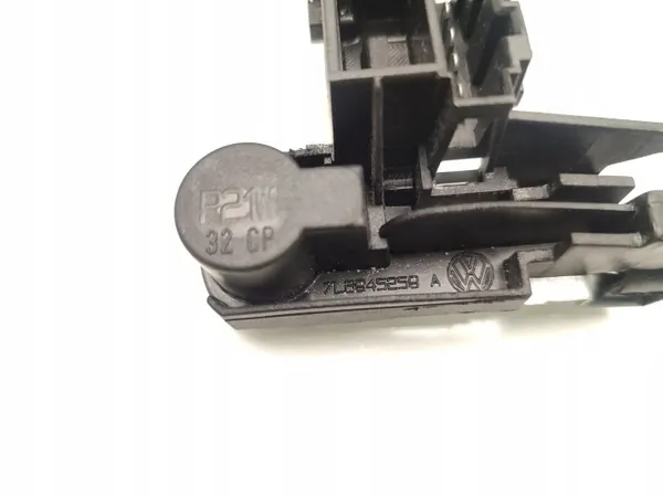 VW Touareg achterlampfitting OEM 7L6945259A (2010) image 7