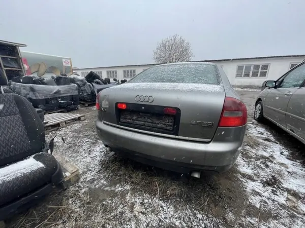 Pakoputken keräin OEM 059253033C Audi A6 2001 2.5L image 7