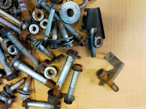 BMW X5 F15 Jousitusruuvit OEM 6,3KG 24/10 image 3
