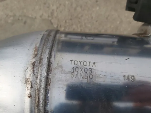 Toyota VERSO 13-18 Keskipakoputki OEM 10X03 image 6