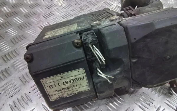 Webasto Mercedes-Benz W211 OEM Wrakowisko-6433- image 10