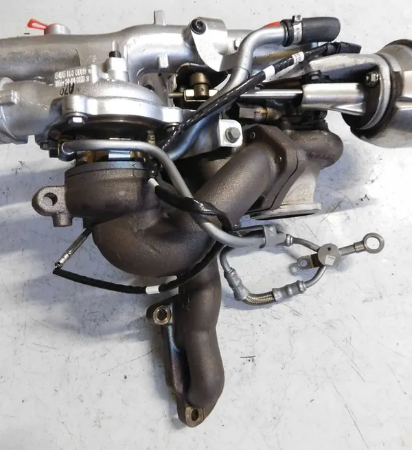 Turboaggregat VW T5 LIFT 2.0 Bi TDI 03L145715J image 3