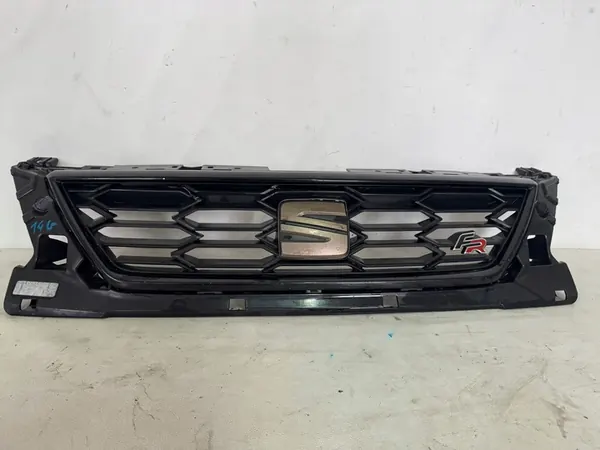 SEAT LEON III 3 FR LIFT 16-20 Grill 5F0853654J image 2