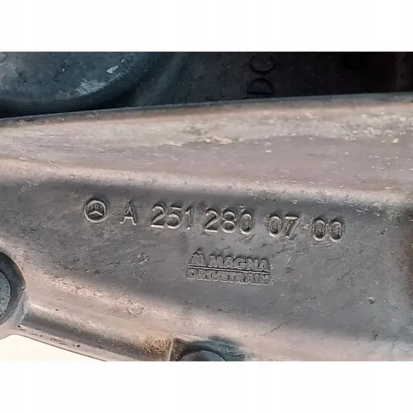 Transfer Case Mercedes-Benz R W251 A2512800700-MERC image 8