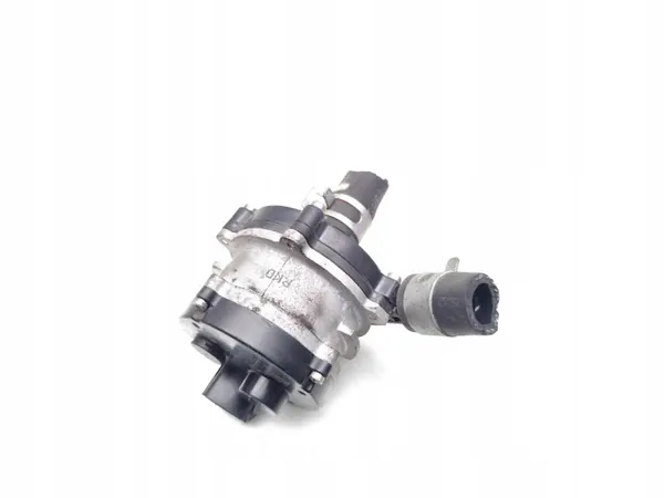 Hyundai Vesipumppu OEM 375W5-G7500 - Käytetty image 4