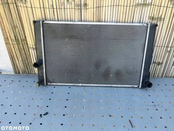 Radiateur d'eau Toyota Prius (XW30) OEM 5905232363044 image 2