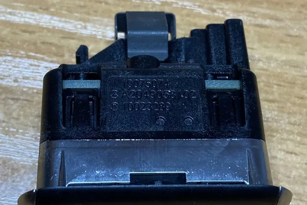 Achterlinkse raamcontroleknop MERCEDES-BENZ E (W212) image 2