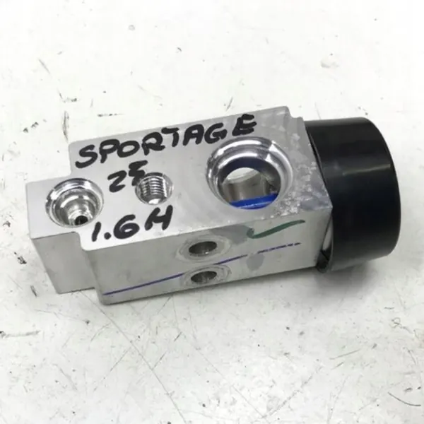 Kia Sportage V Lift AC-ventil OEM 97775-CJ700 image 2