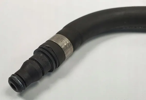 Waterleiding Mercedes CLS W218 A2125010525 image 2