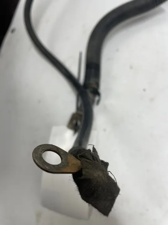 OEM DTS427 negatiivinen liitin Volkswagen Multivan T4 image 4