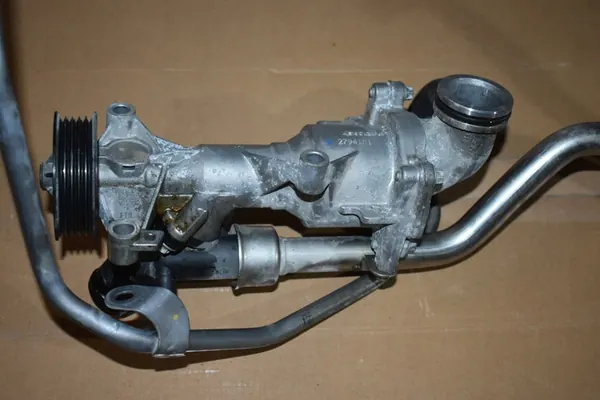 Vattenpump Mercedes X247 W118 W177 image 2