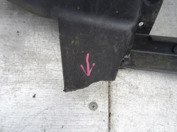 Reforço de Para-choque Frontal Jeep Cherokee Liberty KJ 01- image 5