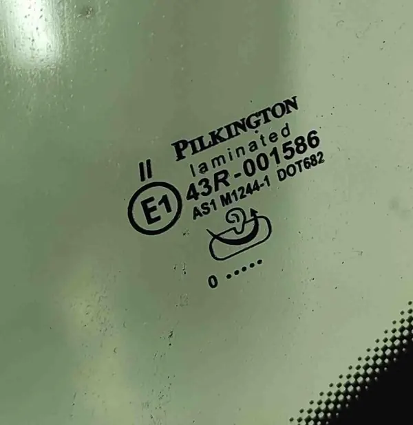 Pare-brise VW d'occasion OEM 43R001586 Passat CC image 6