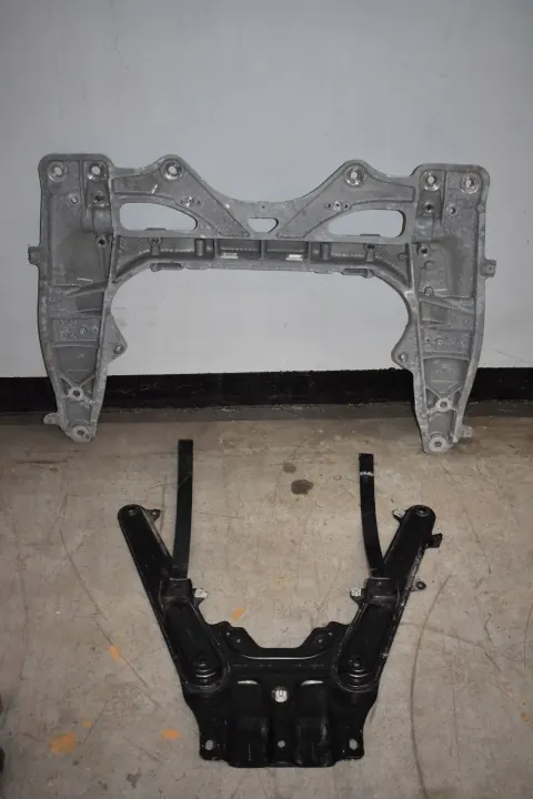 Porsche Vorderachse OEM 99150443900 Gebraucht image 2