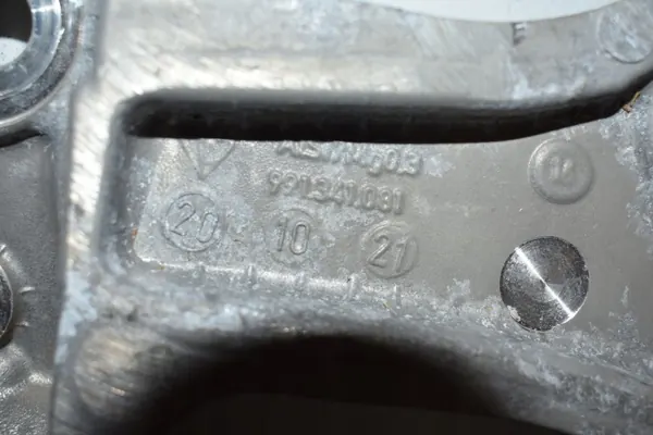 Porsche Vorderachse OEM 99150443900 Gebraucht image 3