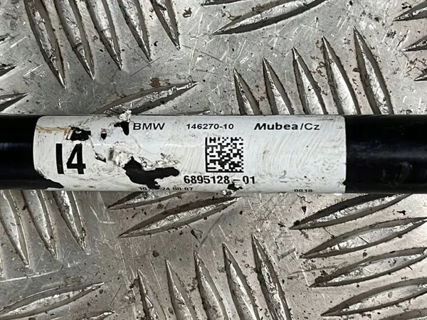 Barre stabilisatrice arrière OEM 6895128 pour BMW i4 2024 image 8