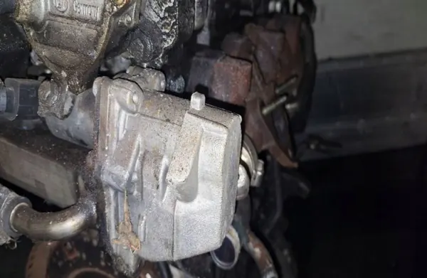 EGR-ventil OEM 72299609 för Volvo XC90 2.4L 2005 image 2