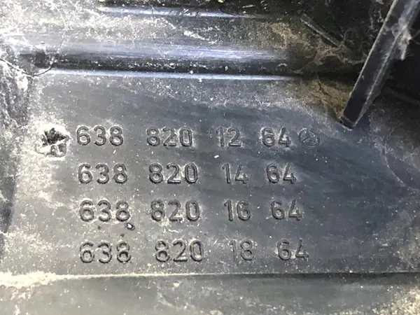 Luz trasera izquierda Mercedes W639 1997-2003 OEM 6388201264 image 5