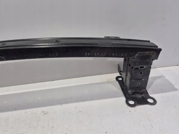 Poutre de support OEM 752124177R pour pare-chocs avant Renault Megane IV image 6