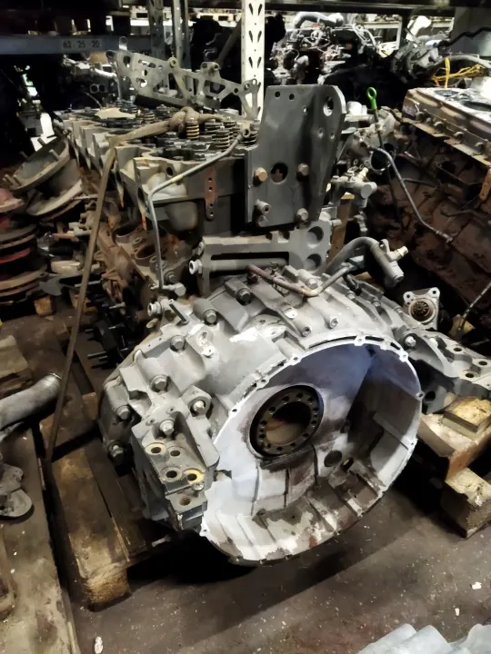 DAF Motorblock OEM 2115212 0965957 för XF 106 image 3
