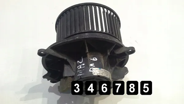 Mazda lämmityspuhallin OEM AM-346785 - Käytetty image 2