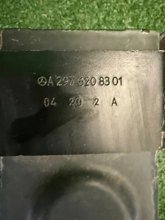 Carro delantero MERCEDES EQS W297 - Pieza OEM usada image 4